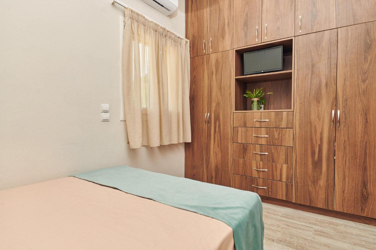 Pelagaki Sunrise Apartments Orthoniaí Kültér fotó