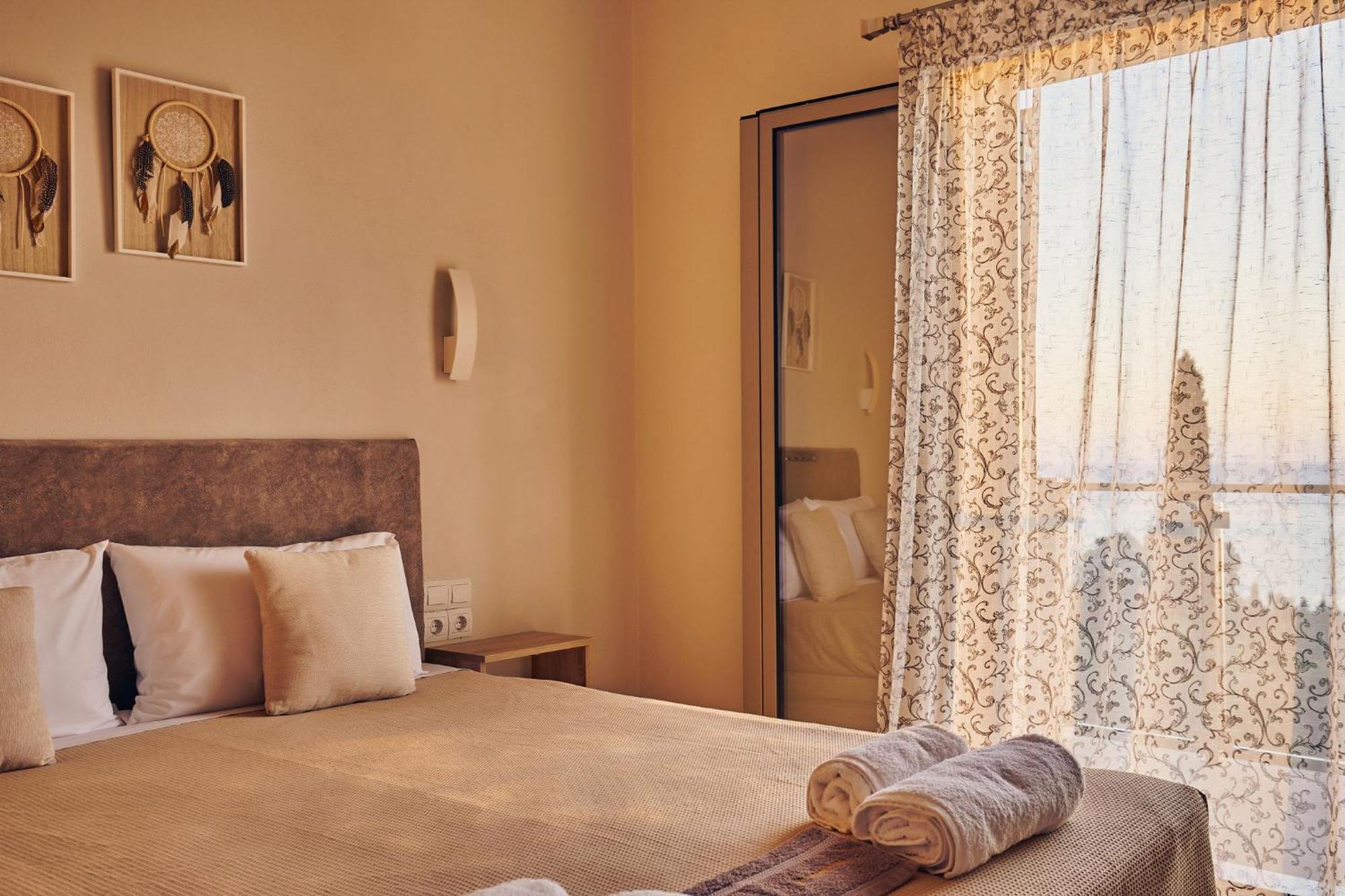 Pelagaki Sunrise Apartments Orthoniaí Kültér fotó